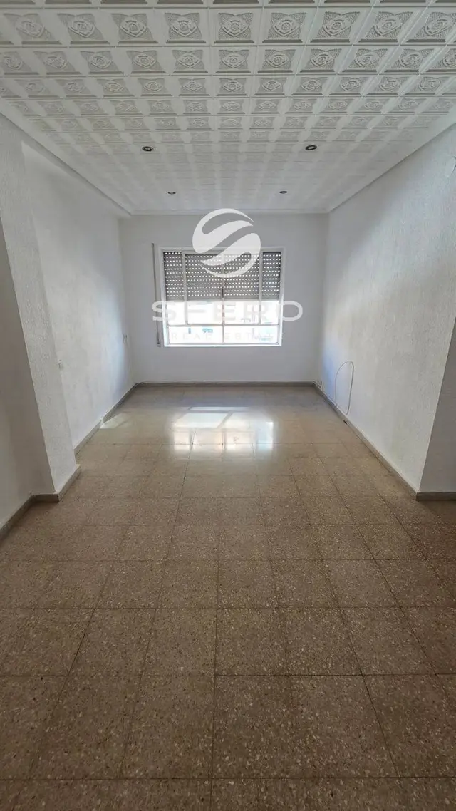 Spacious and bright apartment for living or investment in the well-developed Camins al Grau area of Valencia – photo 3