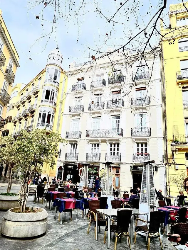 Lujosa residencia en el corazón del casco histórico de Valencia – foto 2