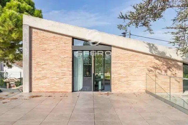 Modern home combining comfort and proximity to nature in the sought-after area of L’Eliana – photo 2
