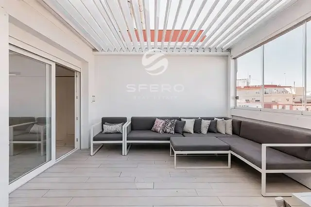 Ático moderno con terraza bioclimática en Russafa, Valencia. – foto 2