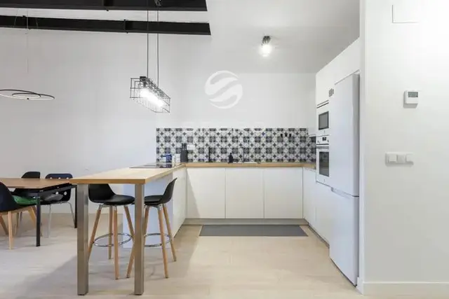 Atmospheric apartment with historic charm in El Pilar – photo 2