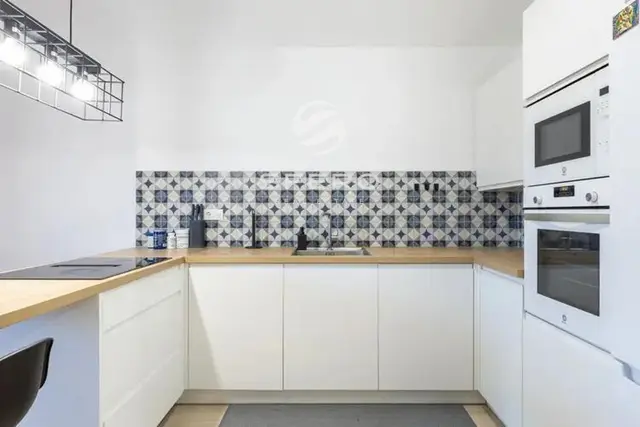 Atmospheric apartment with historic charm in El Pilar – photo 3