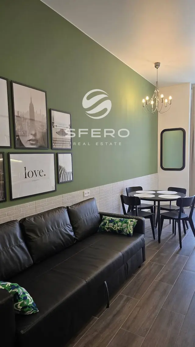 Modern apartments with a tourist license in a well-developed area of Valencia