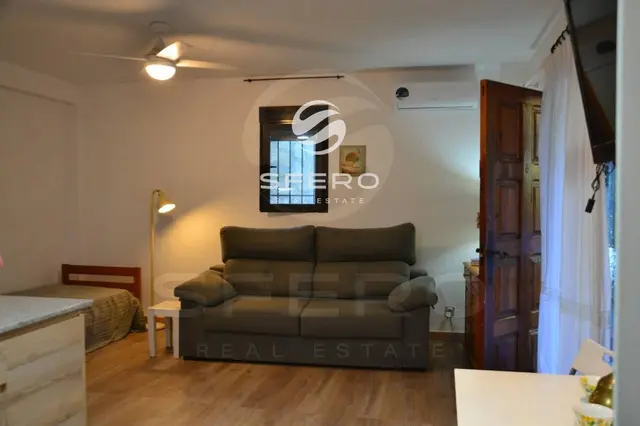 Modern apartments with a tourist license in a gated community just minutes from the sea – photo 2