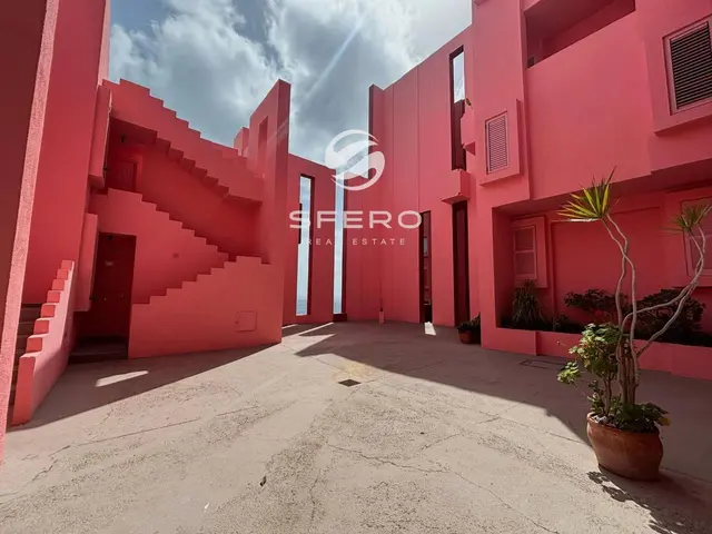 Apartments in a landmark architectural complex with sea views in Calpe – photo 2
