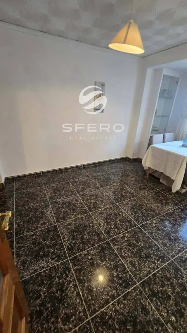 Spacious apartment with investment potential in Valencia – photo 2