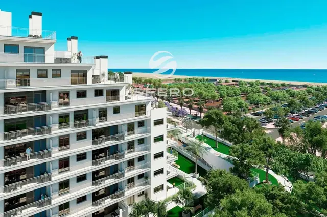 Modern apartments with sea views on the first line of the beach in Oropesa del Mar