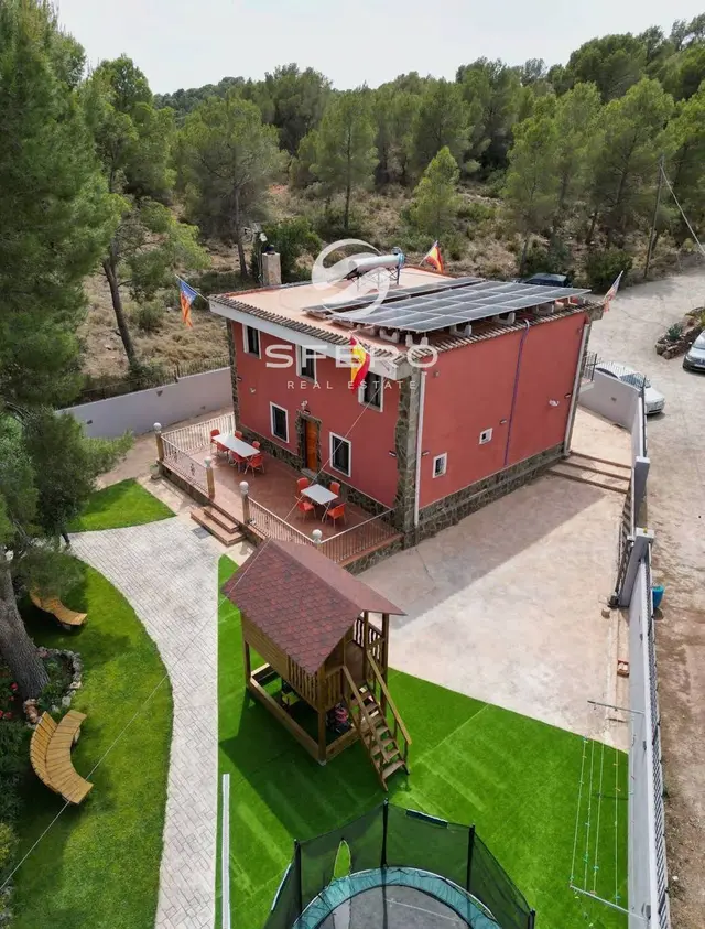 Complejo activo de baños y SPA en la zona protegida de Serra Calderona – foto 2