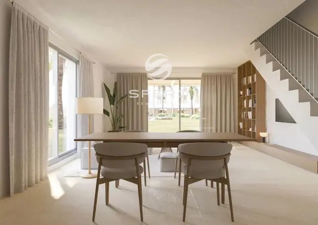 Three-storey townhouses for comfortable living near the sea in Dénia – photo 3