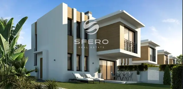 Exclusive villas for living in a prestigious area of Dénia