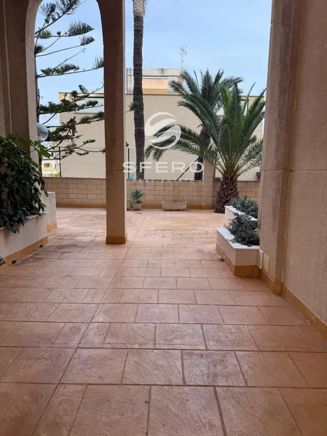 Beautiful duplex for living on the second line from the beach in El Campello – photo 3