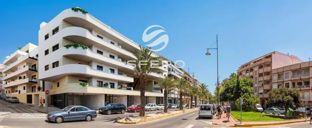 Bright apartments with spacious terraces 300 metres from the sea in Torrevieja