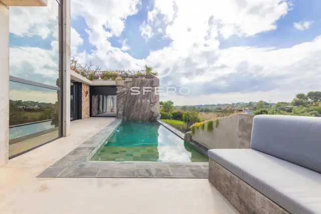 Modern premium villa for living in one of the best urbanizations in Valencia – photo 2