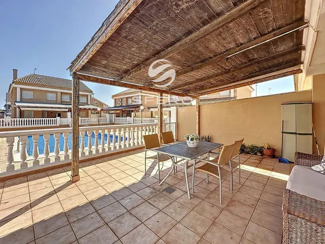 Spacious townhouse for peaceful living just 5 minutes from the sea in Sueca, Valencia