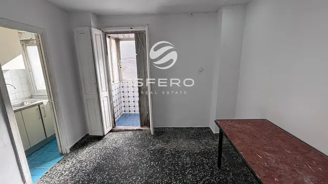 Apartamento con potencial para crear la vivienda de tus sueños en el corazón de Ruzafa, Valencia – foto 3