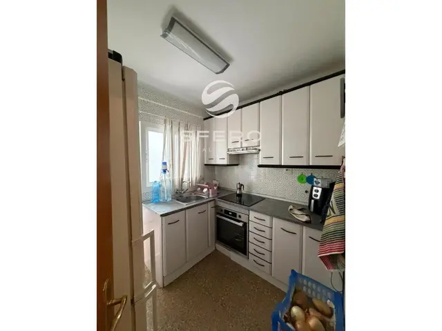 Spacious apartment for comfortable living or investment in Paterna – photo 3