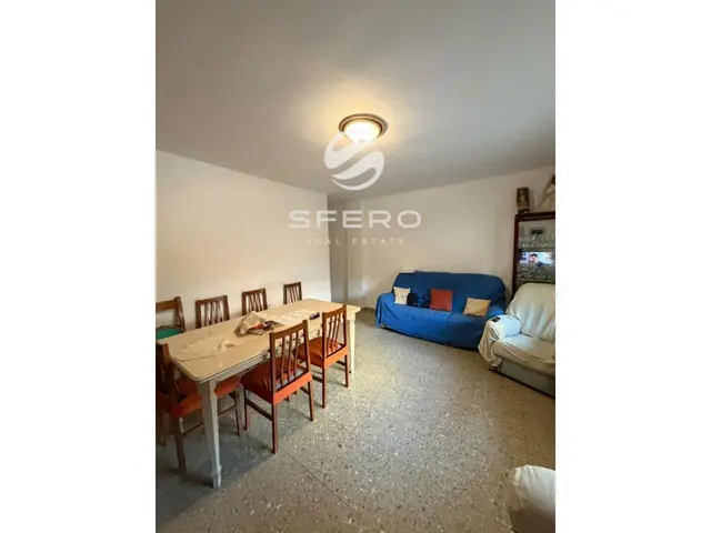 Spacious apartment for comfortable living or investment in Paterna – photo 2