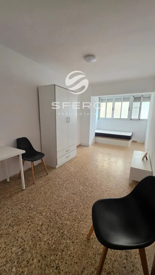 Spacious apartment for comfortable living in the Malilla district, Valencia