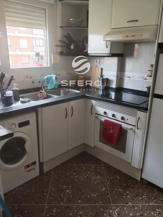 Turnkey investment property with a tenant in place next to Turia Park – photo 2