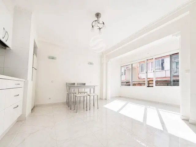 🏡 Світлі апартаменти після косметичного ремонту лише за 100 метрів від піщаного пляжу в Кальпе