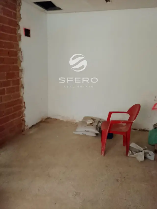 🏠 Commercial Property with a Licence for Conversion into an Apartment | Benetússer, Valencia – photo 2