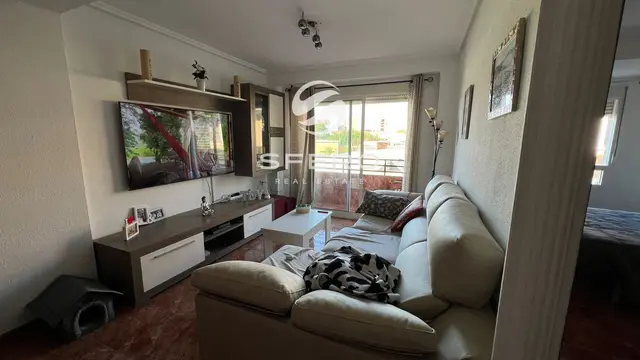 🏡 Spacious Apartment with Parking and Storage Room near Parc Central | Paterna