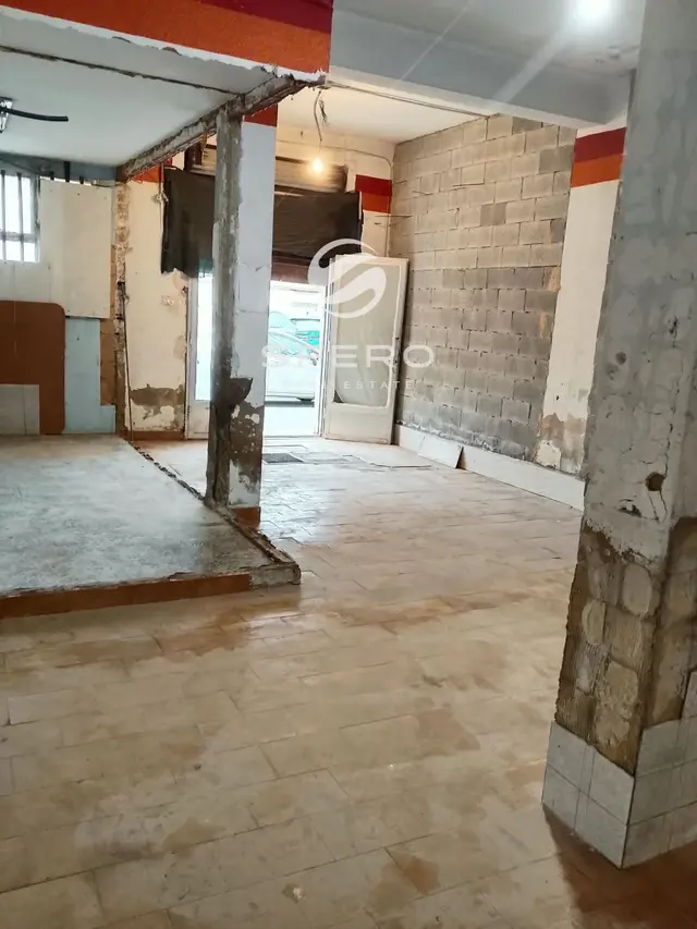 🏢 Commercial Property with Flexible Potential for Your Own Project | Benetússer, Valencia