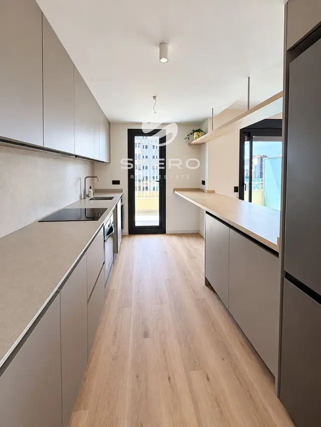 Luminoso apartamento en un nuevo complejo residencial a 300 metros del mar | La Pobla de Farnals – foto 2