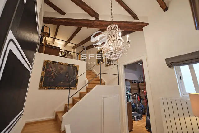 Exclusive Apartment in a Historic Palace | Plaza Alfonso el Magnánimo, Valencia – photo 3