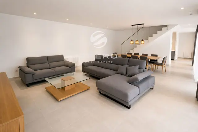Exclusive Modern Villa with a Swimming Pool and Panoramic Views – photo 3