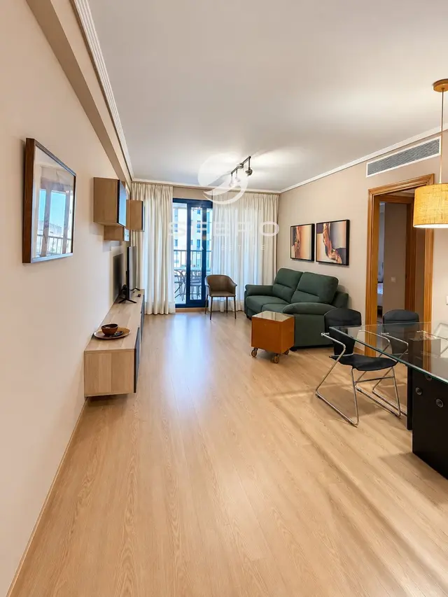 Acogedor apartamento con terraza y vistas al mar en un prestigioso complejo residencial
